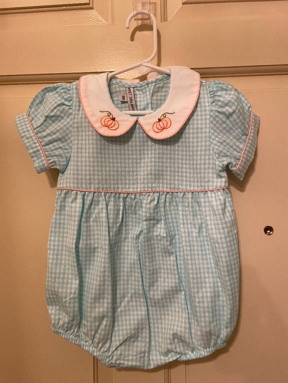 EUC Girl’s Sweet Dreams Pumpkin Bubble 18 Months